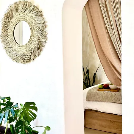 In - Relaxing Pool-front, Private Terrace & Pool Access, South Tenerife