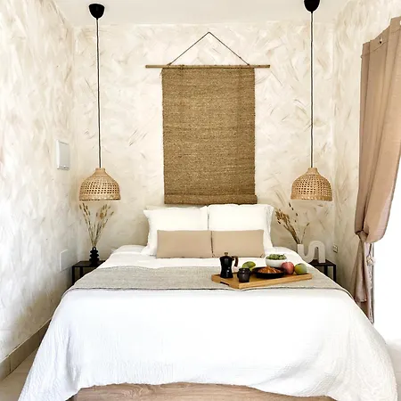 شقة In - Relaxing Pool-front, Private Terrace & Pool Access, South Tenerife *