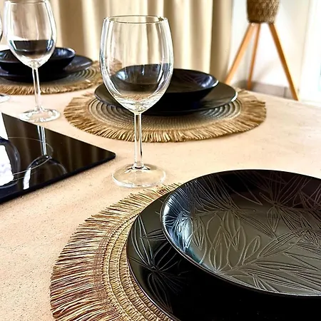 Apartamento In - Relaxing Pool-front, Private Terrace & Pool Access, South Tenerife