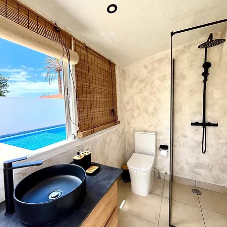 In - Relaxing Pool-front, Private Terrace & Pool Access, South Tenerife * 아로나