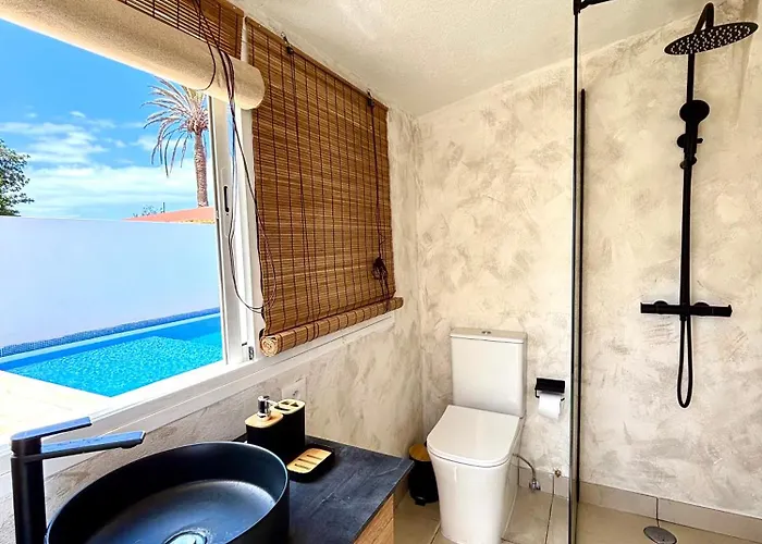 In - Relaxing Pool-front, Private Terrace & Pool Access, South Tenerife * Arona (Tenerife)